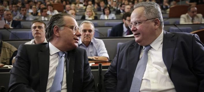 Ερώτηση Κουμουτσάκου στη Βουλή: Ποιος ασκεί την εξωτερική πολιτική; -Ηξερε ο Κοτζιάς για το plan b του Καμμένου;